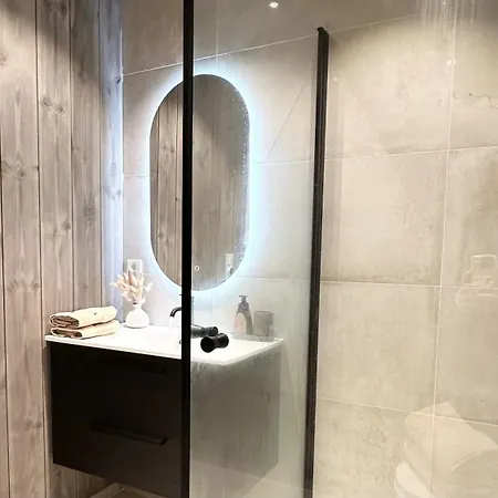 Newly Renovated House Close To Everything Σπίτι διακοπών *