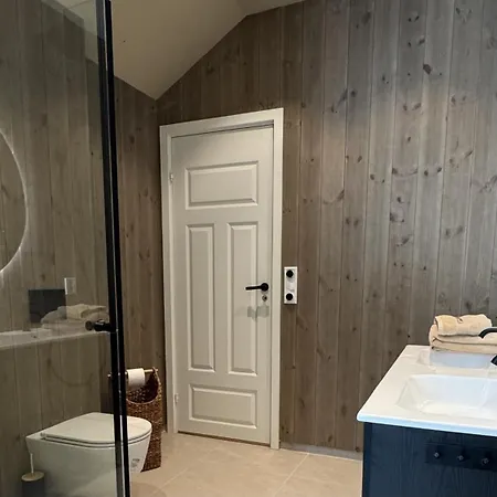 Σπίτι διακοπών Newly Renovated House Close To Everything Holo