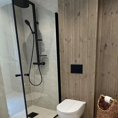 Newly Renovated House Close To Everything Σπίτι διακοπών Holo